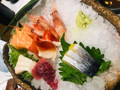 -山川小町·极番烧肉(新地假日广场店)