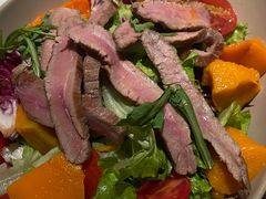 澳大利亚侧腹牛排蔬菜碟-Brut Eatery Wine Bar & Restaurant (建国东路店)