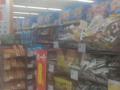 -家乐福(四元桥购物中心店)