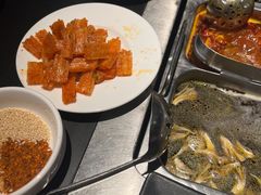 -海底捞火锅智慧餐厅(中骏世界城店)