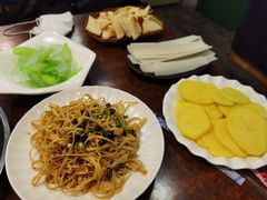 -超越炭火牛蛙火锅鸡(河东店)