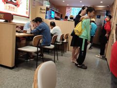 -华记煲仔华·煲仔饭(市桥易发店)