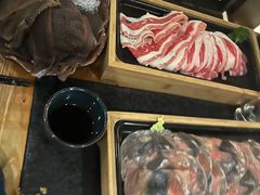 -湊湊火锅·茶憩(南京东路悦荟店)