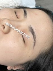 -一个差评成就的纹眉店