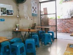 大堂-陈氏老字号十三小炸炸店