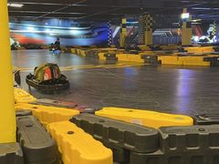 -极限PLAY运动娱乐新世界·团建派对表演休闲馆·室内高空游乐园