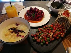 -大理岛·精品云南菜·音乐餐厅