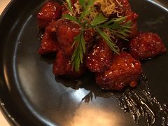 红酒泡沫牛仔粒-荟廷·晶萃(陆家嘴尚悦湾店)