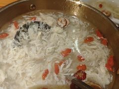 -六福烧烤酒馆(秦隆步行街店)