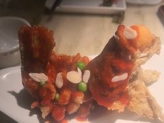 -吴越荣记苏州菜·松鼠桂鱼 100% 活鱼现做(月光码头店)
