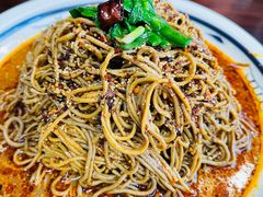 -蓝田九大碗民俗食府(蓝田店)