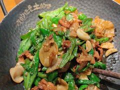 -洞庭土菜小炒馆(易发广场店)