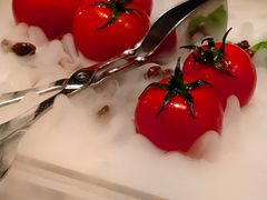 番茄脆菇沙拉-小大董·烤鸭(王府井apm店)
