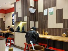 -陇上秦轩西安biangbiang面(朝龙汇店)