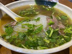 -黄阿姨锅贴大王(万航渡路店)