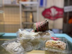 -白玉兰食品甜凤店(合生汇店)
