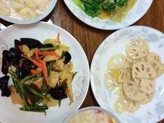 -爱的果实月嫂育婴师(世纪东方店)