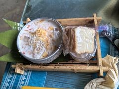 椰香泡鲁达-傣泐金湾餐厅