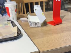 -肯德基(湾畔店)