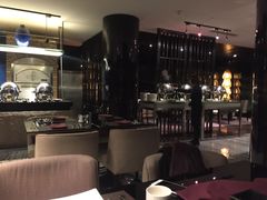 -唐拉雅秀酒店-西锦汇空中BBQ·思创餐厅