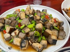 -芦茨金富饭庄·25年老字号·专做稻草鸡