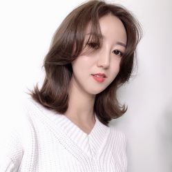 -AYO SALON