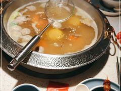 -左庭右院鲜牛肉火锅(环球港店)