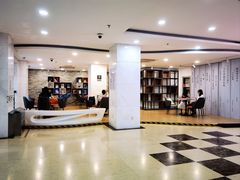 -上海市静安区图书馆(新闸路馆)