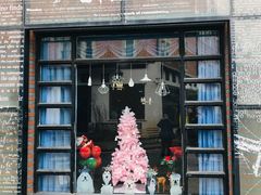 -钟书阁(松江泰晤士小镇店)