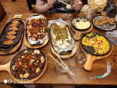 -老东镇啤酒屋海鲜加工·蒸汽海鲜·海鲜烧烤(台东店)