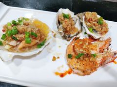 -利昂法式铁板主题餐厅(新奥购物中心店)