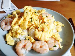 黄袍滑蛋大虾饭-南小馆(迪士尼小镇店)