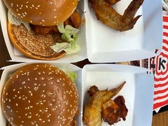 -肯德基(大桥北服务区东店)