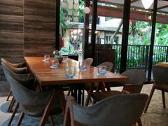 -植物园哈利亚餐厅