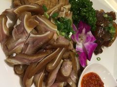 -天下三绝 牛肉面/红酒