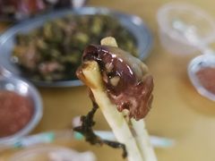 -四更周店烤乳猪