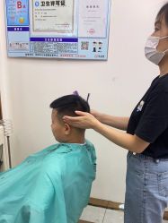 -爆米花儿童美发乐园(长白万象汇店)