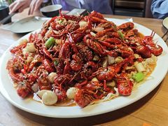 -临界音乐酒馆·小龙虾·江湖菜(华熙LIVE·鱼洞店)