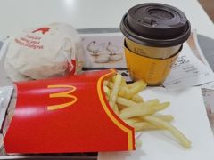 -麦当劳(新世纪环球中心店)