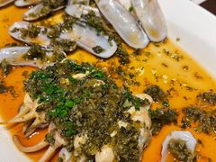 野山椒雪菜蒸台州蛏子-杭州西子湖四季酒店·金沙厅