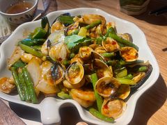 -大头虾越式风味餐厅(光明广场店)