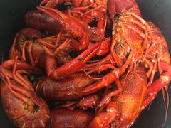 -臻鲜燕海鲜融合餐厅(金陵style店)