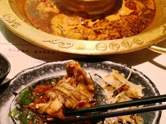 -哥老官重庆美蛙鱼头(宝山龙湖店)