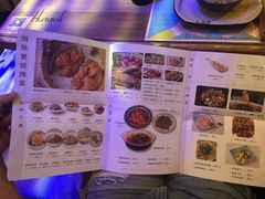 -临界音乐酒馆·小龙虾·江湖菜(华熙LIVE·鱼洞店)