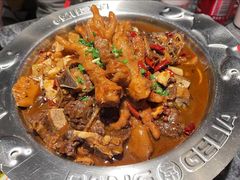 -胖哥俩肉蟹煲(长沙高铁吾悦广场店)