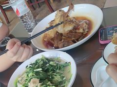 -芦茨金富饭庄·25年老字号·专做稻草鸡