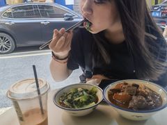 -CowCow其其·牛杂咖啡公司(六运店)