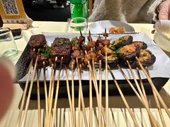 -罗霸蛮老岳阳大排档·鲜货烧烤·土吊子煨砂锅烧菜