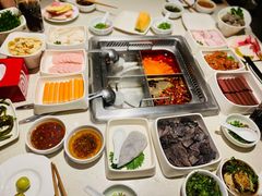 -海底捞火锅鲜切牛肉主题店(长寿路店)