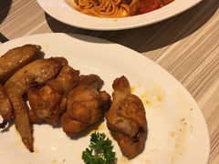 -必胜客(武汉欢乐谷店)